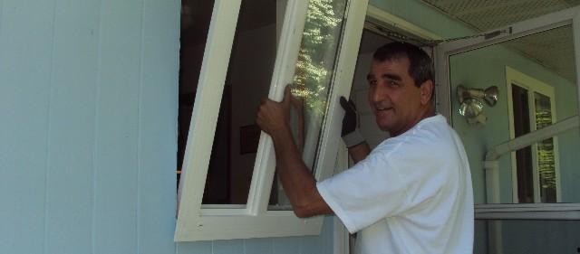 Stefan Zadravec of Sunny Exteriors Installing New Windows Stefan Zadravec of Sunny Exteriors Installing New Windows