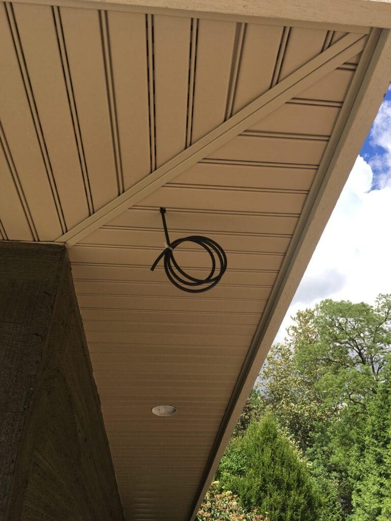 Sunny soffits